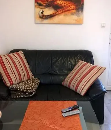 Toll Mit Privatem Eingang Free Parking Slbst Check-in 30 Zone Ruhig Keine Lägenhet *