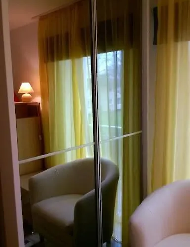 Toll Mit Privatem Eingang Free Parking Slbst Check-in 30 Zone Ruhig Keine Apartman *