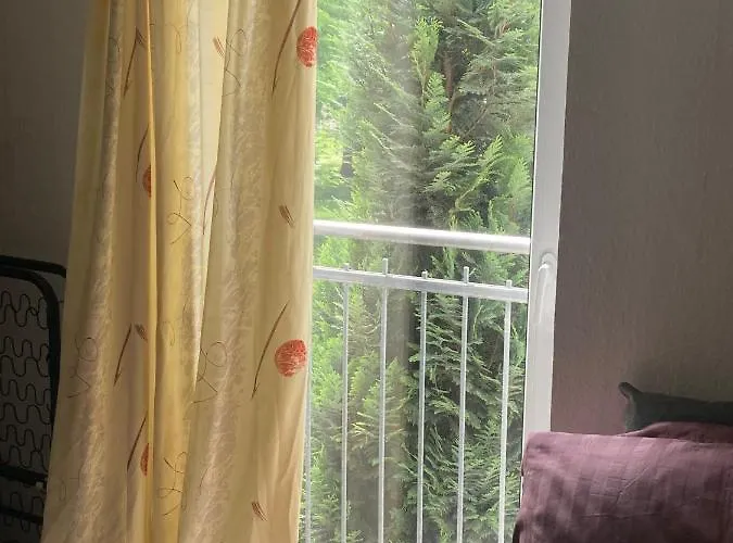 Apartment Toll Mit Privatem Eingang Free Parking Slbst Check-in Montauer 30 Zone Ruhig Duisburg