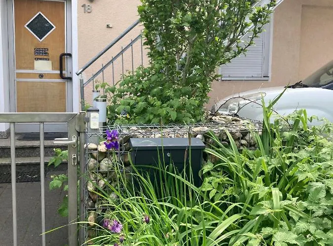 Apartman Toll Mit Privatem Eingang Free Parking Slbst Check-in 30 Zone Ruhig Keine Duisburg